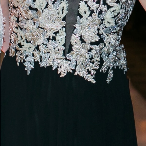 Beautiful black dress for special occasion. - Picture 5 of 8